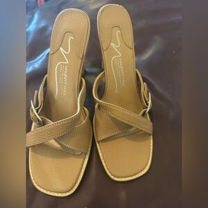 Newport News Brown Leather-Look Crossband Slide Mules